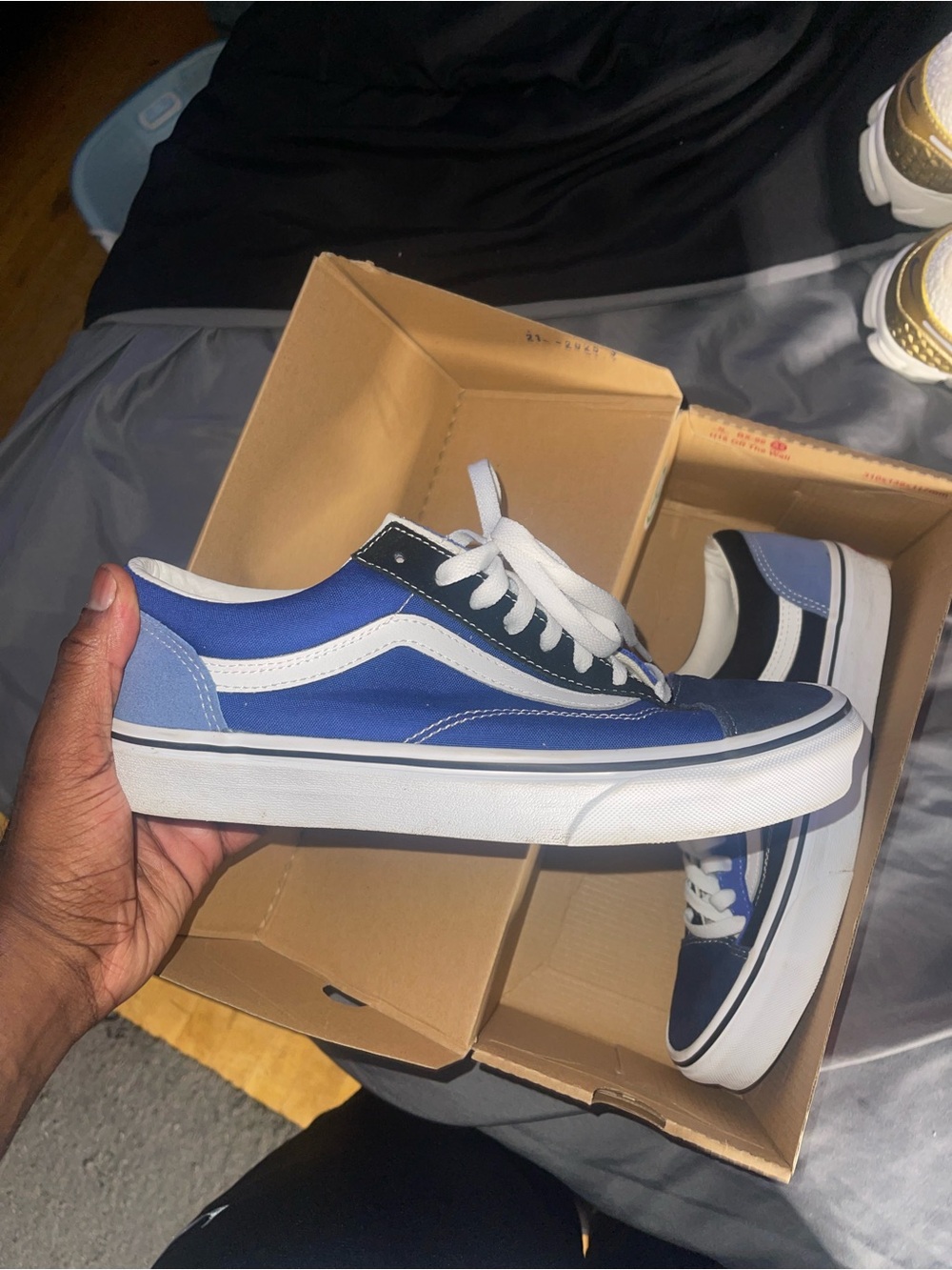 Vans Old Skool Low Top Sneakers - Blue/White